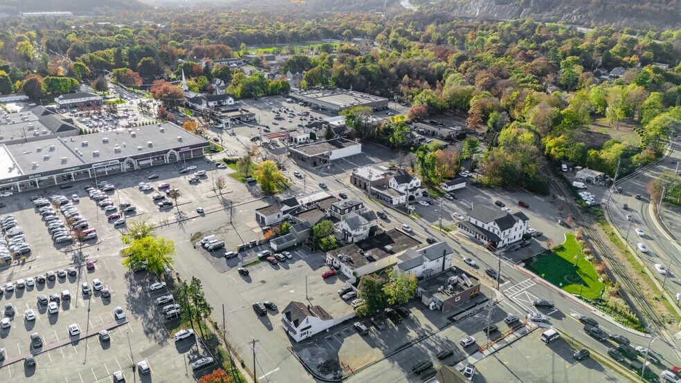 More Photos Of 393 Ramapo Valley Rd, Oakland Office Residential For Sale