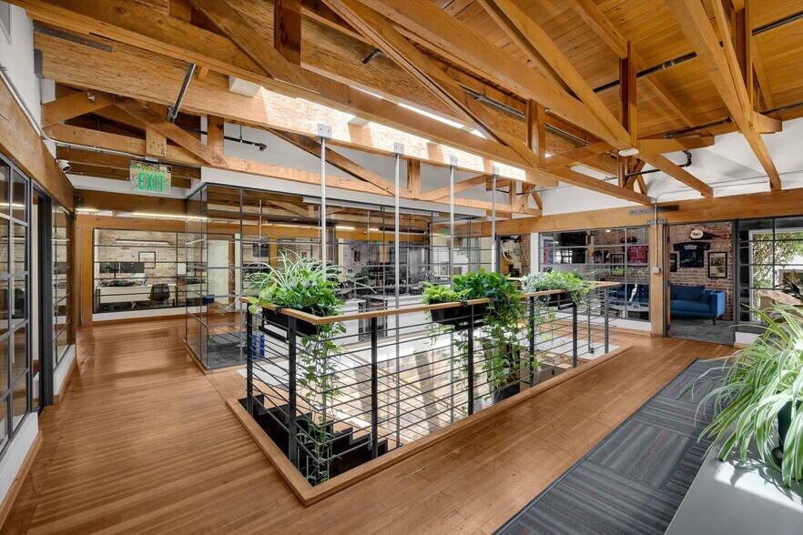 More Photos Of 425 E 4th St, Long Beach Office Residential For Sale