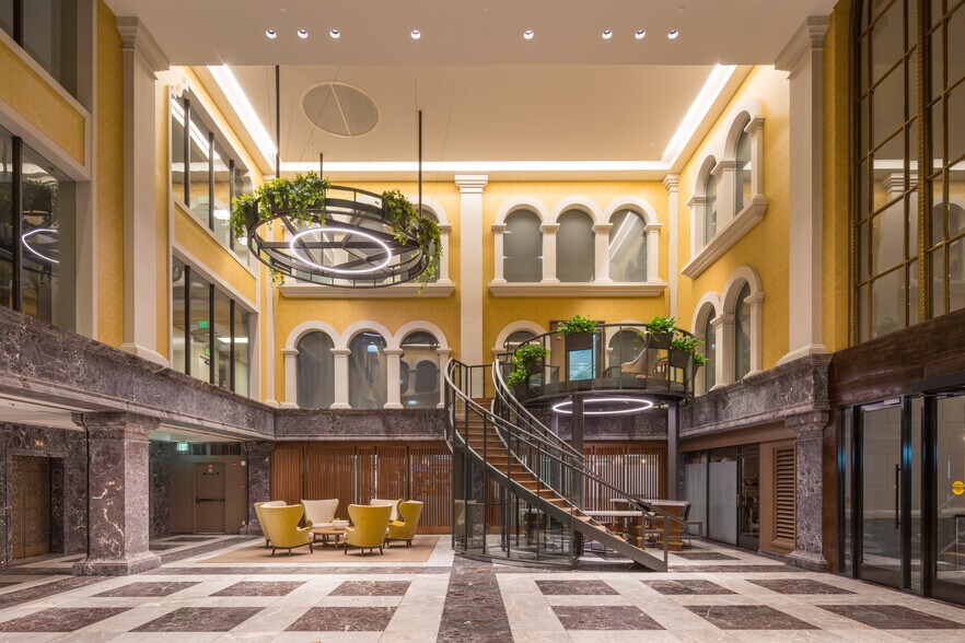 More Photos Of 818 W 7th St, Los Angeles Telecom Hotel Data Hosting For Lease