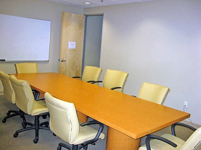 More Photos Of 3663 N Laughlin Rd, Santa Rosa Medical For Lease