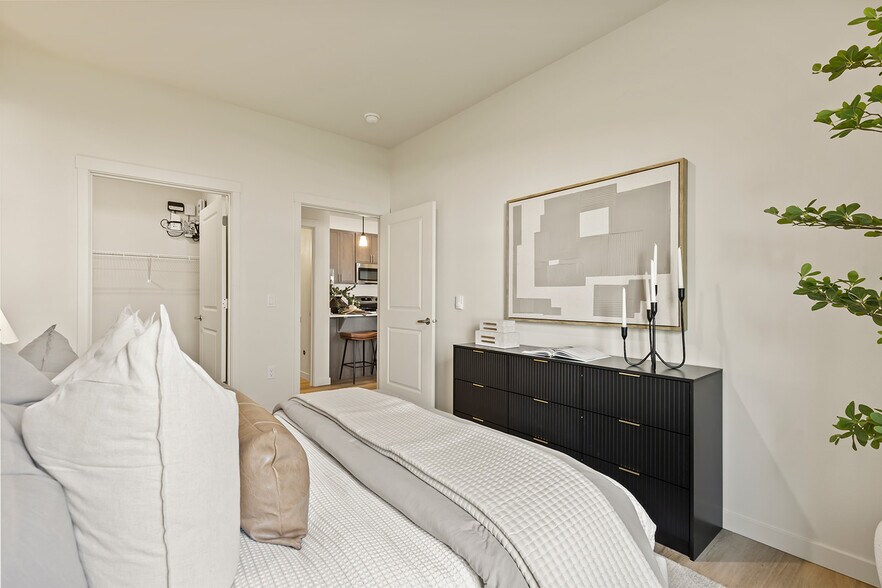 More Photos Of 7011 NE 126th St, Vancouver Apartments For Sale