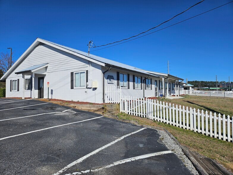 Primary Photo Of 103 Buford Dam Rd, Cumming Religious Facility For Lease