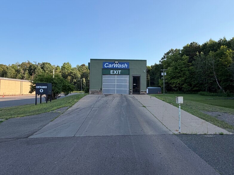 More Photos Of 135 Brookton Road, Marquette Carwash For Sale
