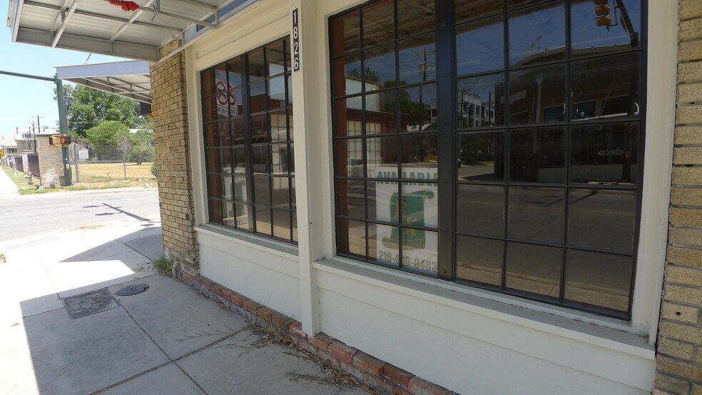 More Photos Of 1826 N New Braunfels Ave, San Antonio General Retail For Lease