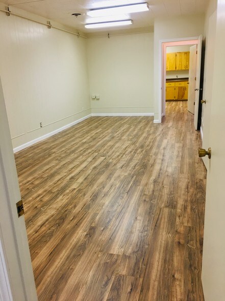 More Photos Of 1524 NW 8th St, Meridian Office For Lease