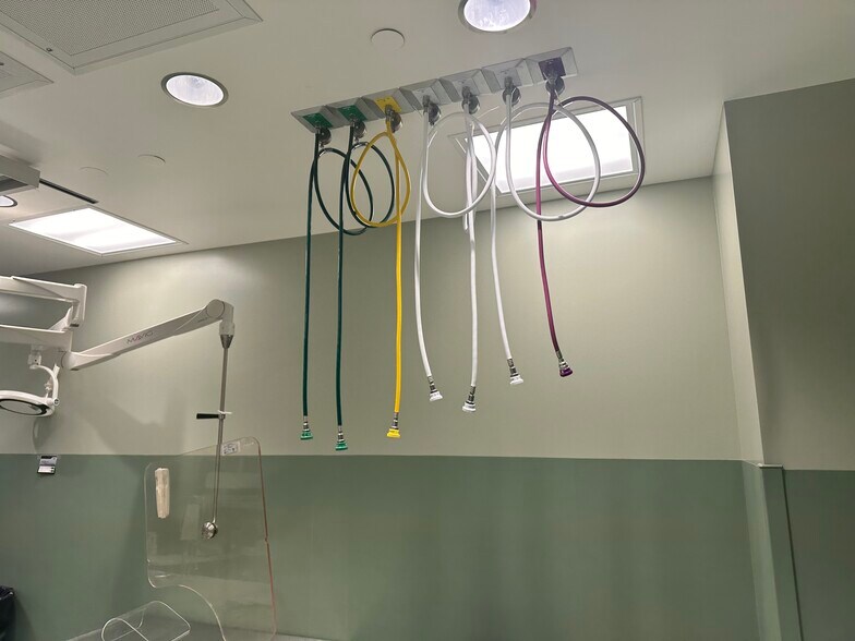 More Photos Of 77 S Dobson Rd, Chandler Office For Sale