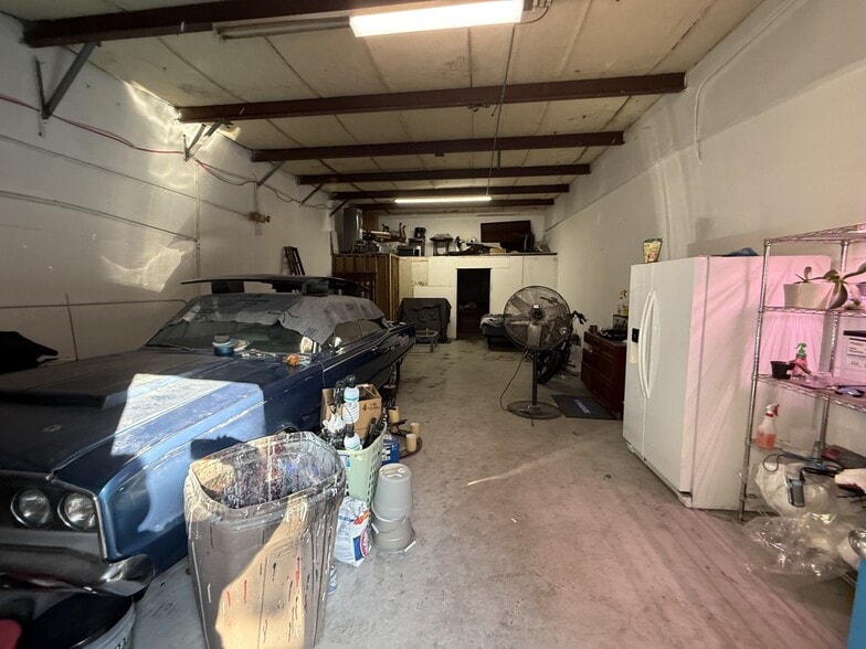 More Photos Of 5508 Benchmark Ln, Sanford Warehouse For Sale