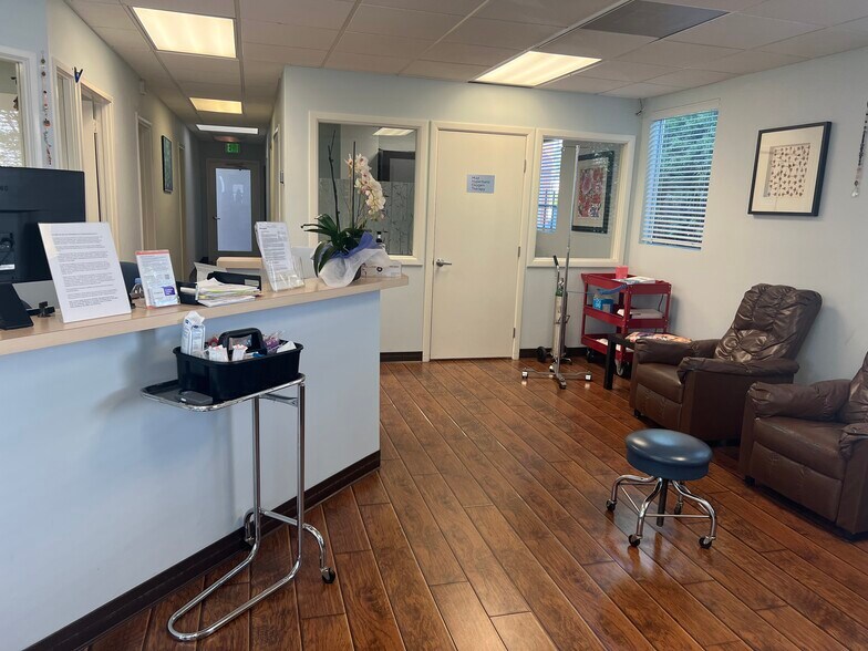 More Photos Of 9736 Venice Blvd, Culver City Healthcare For Lease