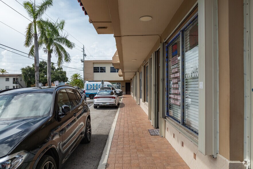More Photos Of 601-625 SW 57th Ave, Miami Storefront Retail Office For Lease