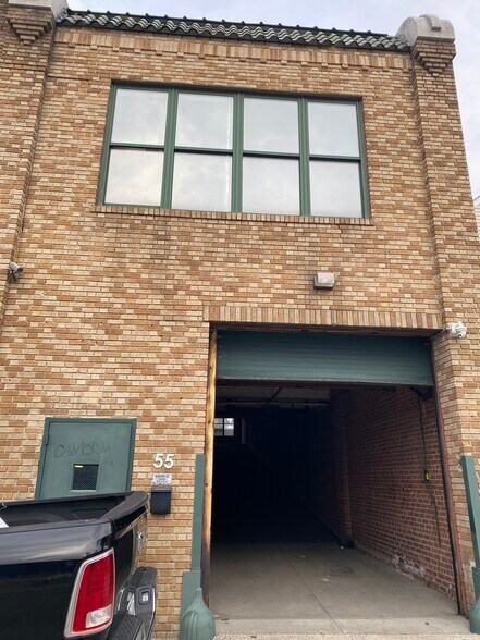 More Photos Of 31 South St, Mount Vernon Light Manufacturing For Lease