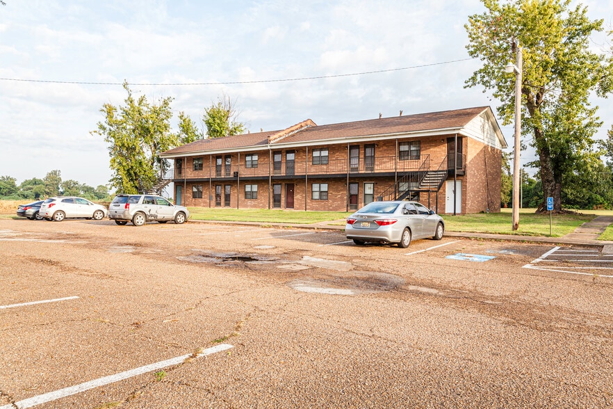 More Photos Of 2226 Merrill Dr, Forrest City Apartments For Sale