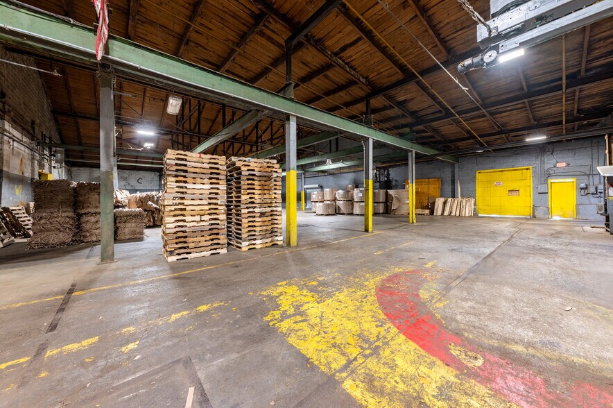 More Photos Of 164 Eyster Rd, Halltown Manufacturing For Sale