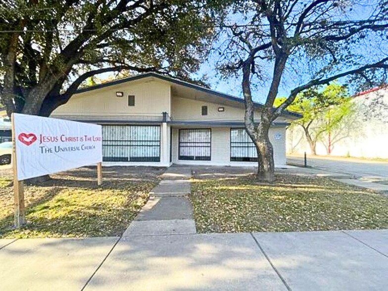 More Photos Of 4546 W Commerce St, San Antonio Storefront Retail Office For Sale