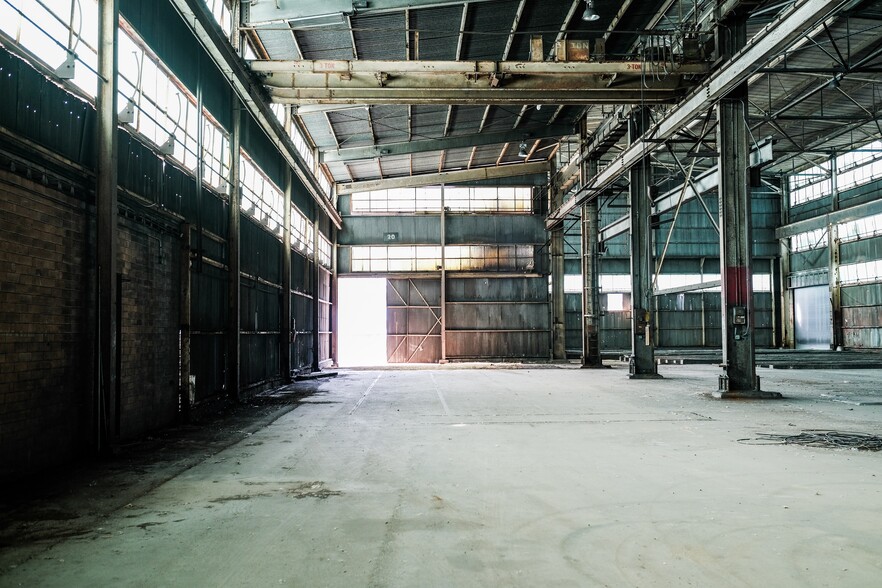 More Photos Of 1431 S Elm Eugene St, Greensboro Manufacturing For Lease