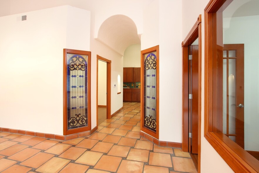 More Photos Of 2030 N Pacific Ave, Santa Cruz Apartments For Sale
