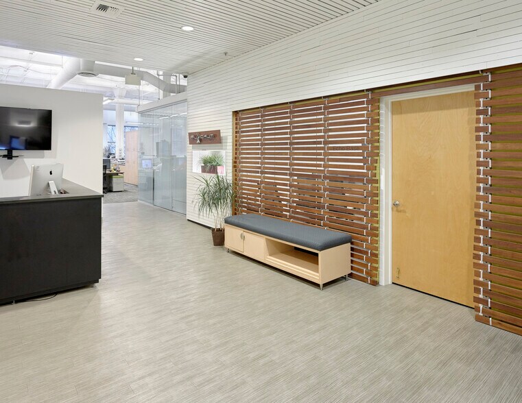 More Photos Of 1406 1st Ave, Seattle Office For Lease