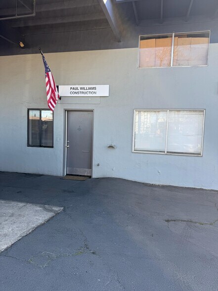 More Photos Of 4865 Pasadena Ave, Sacramento Flex For Lease