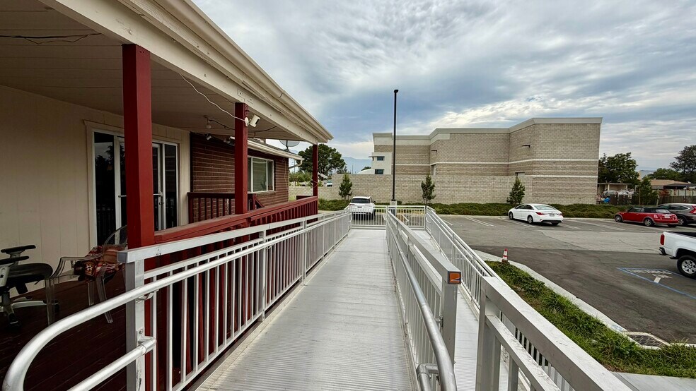 More Photos Of 11101 Calabash Ave, Fontana Truck Terminal For Sale