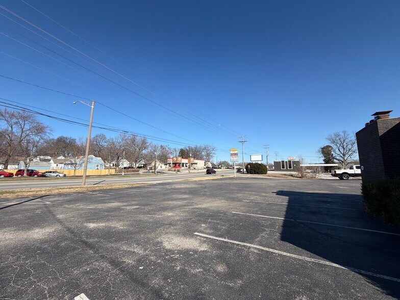 More Photos Of , Independence General Retail For Sale