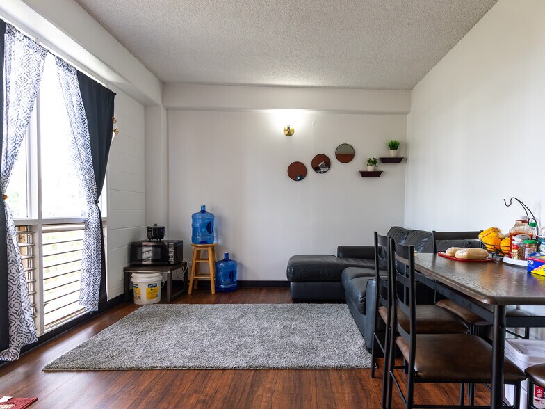 More Photos Of 3154 Waialae Ave, Honolulu Apartments For Sale