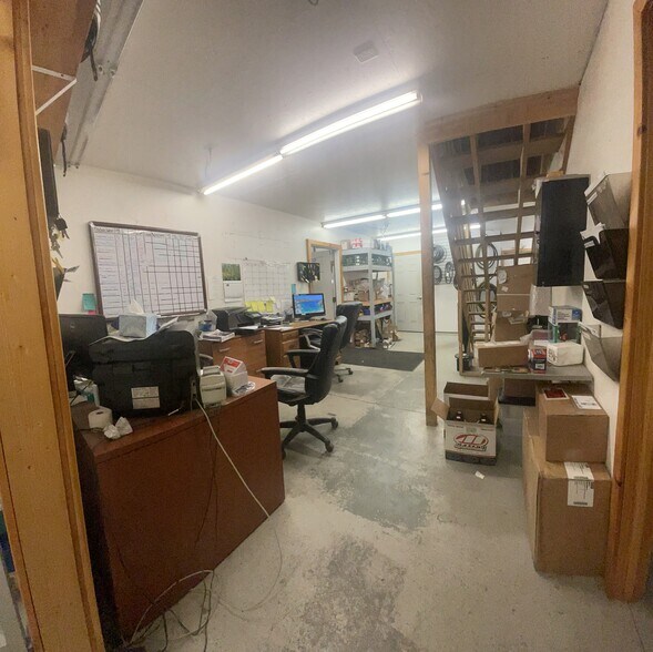 More Photos Of 5165 Linden St, Laona General Retail For Sale