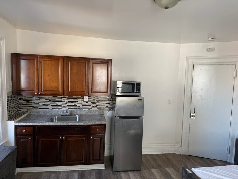 More Photos Of 29 Saint Andrews Pl, Yonkers Apartments For Sale