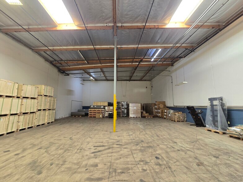 More Photos Of 6638 Doolittle Ave, Riverside Warehouse For Sale
