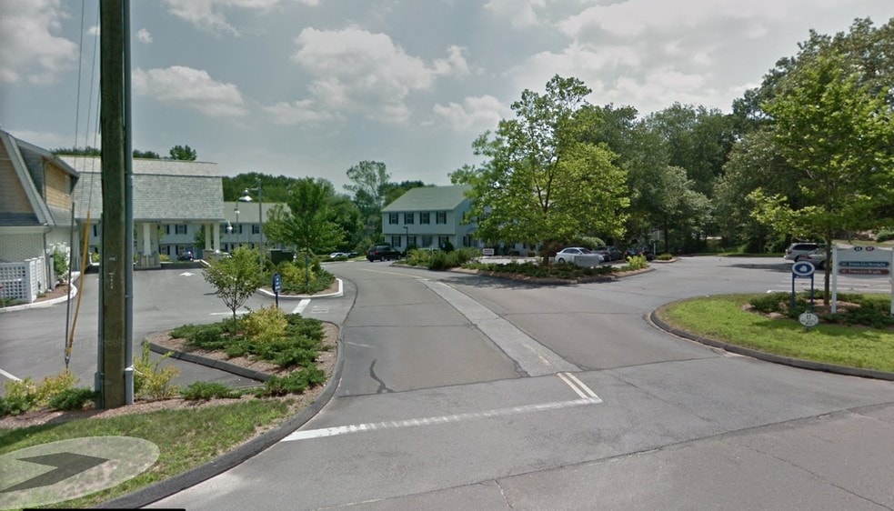 More Photos Of 11 Woodland Rd, Madison Medical For Sale