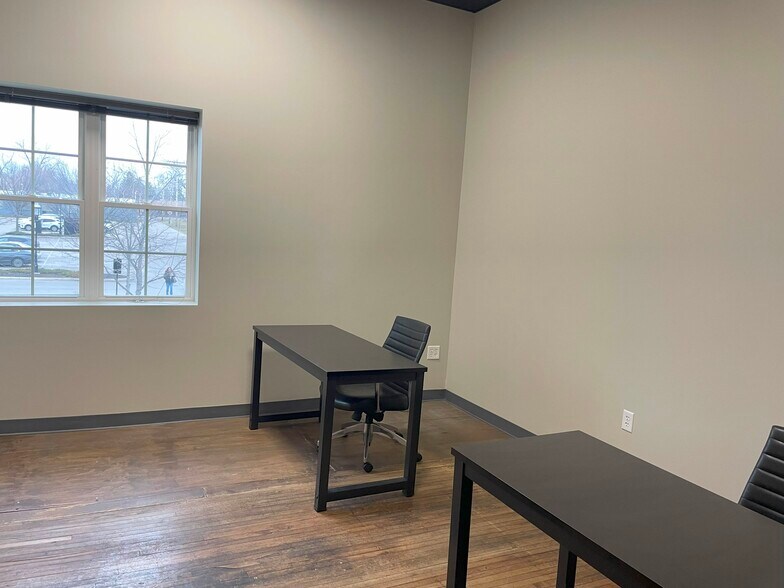 More Photos Of 3989 Broadway, Grove City Loft Creative Space For Lease