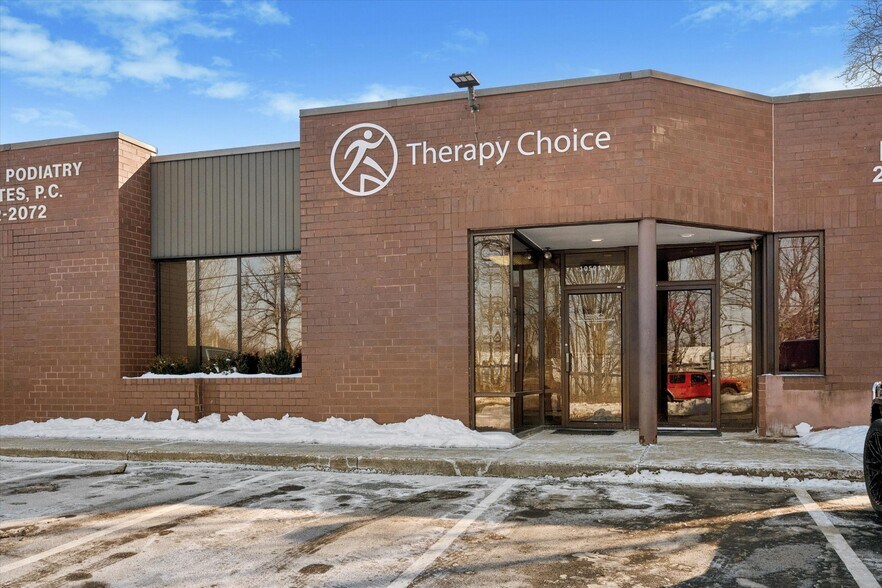 More Photos Of 10501 Academy Rd, Philadelphia Medical For Sale