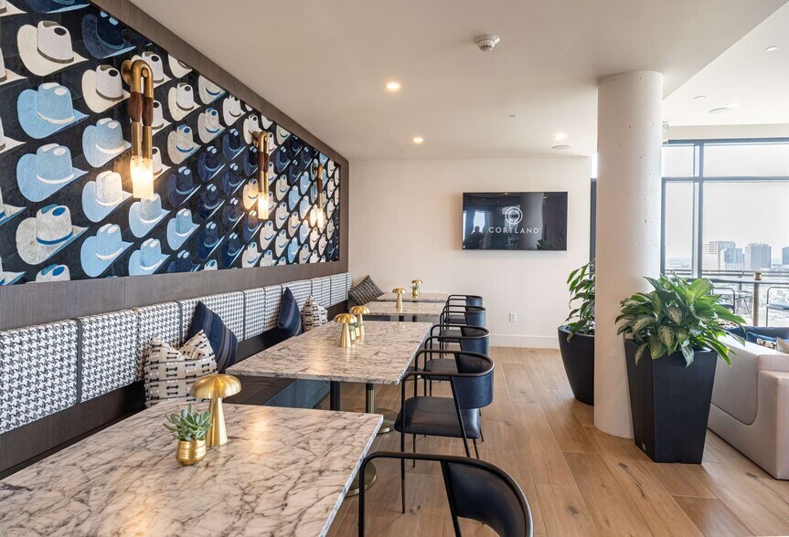 More Photos Of 3200 McKinney Ave, Dallas Multifamily For Sale