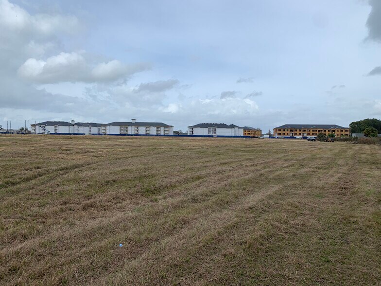 More Photos Of 1500-1700 E Plant St, Winter Garden Land For Sale