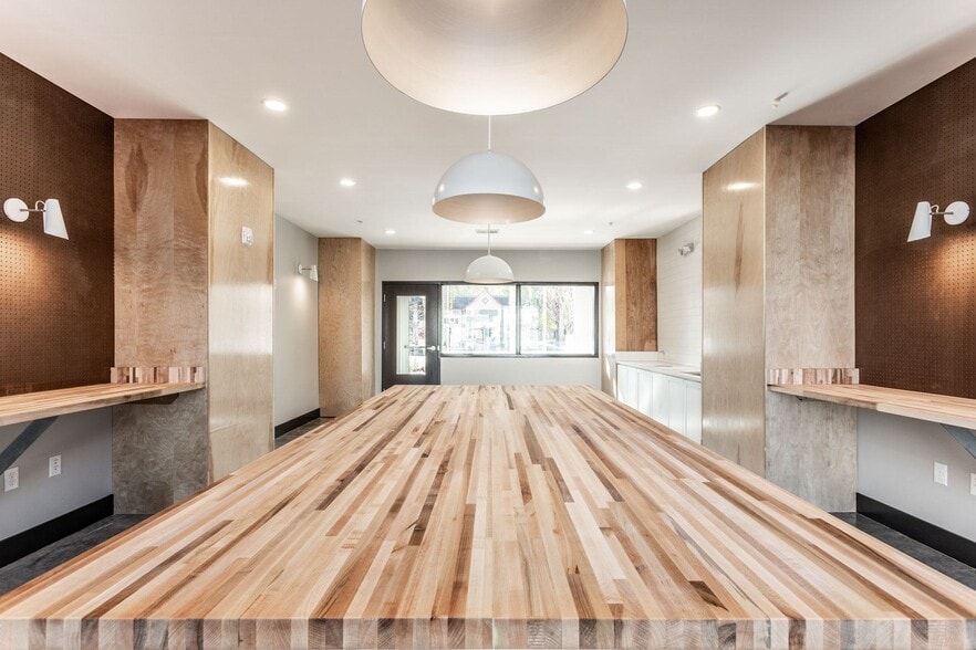 More Photos Of 1224 Prospect St, Indianapolis Apartments For Lease