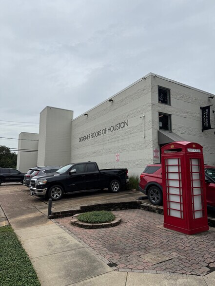Primary Photo Of 3508-3514 Lake St, Houston Office For Lease