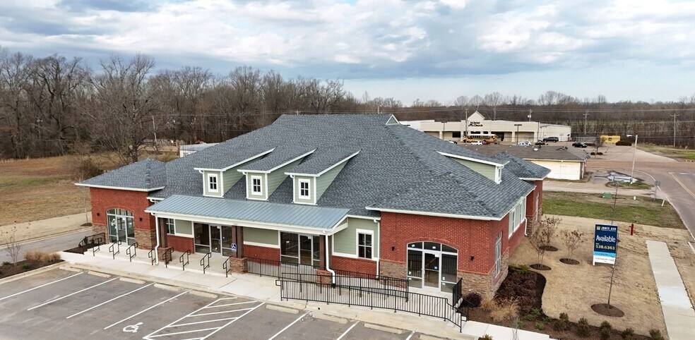More Photos Of 6245 Greenlee St, Arlington Office For Sale