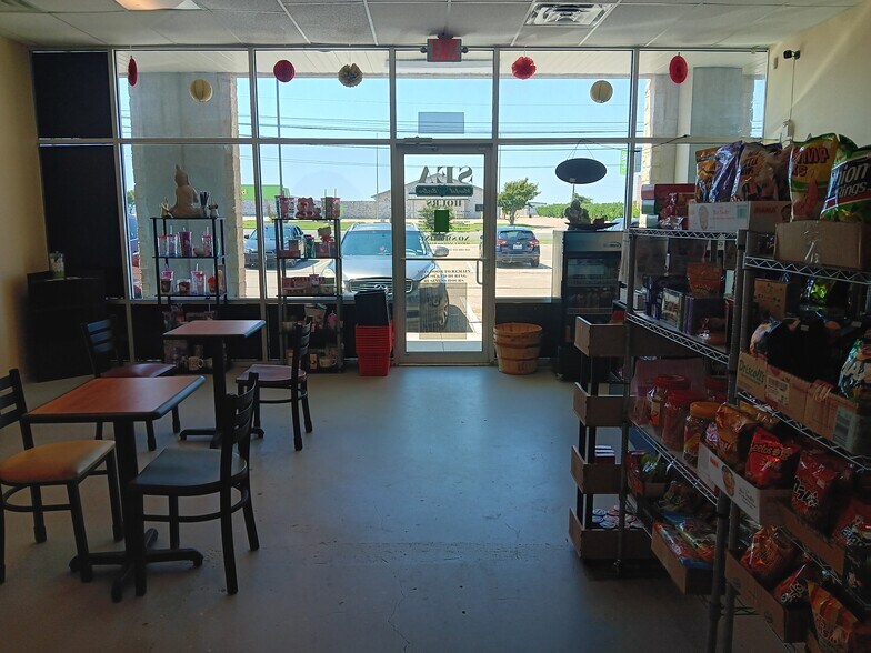 More Photos Of 4110 S Clear Creek, Killeen Storefront For Lease