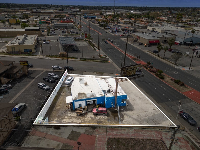 More Photos Of 2000 Union Ave, Bakersfield Auto Repair For Sale