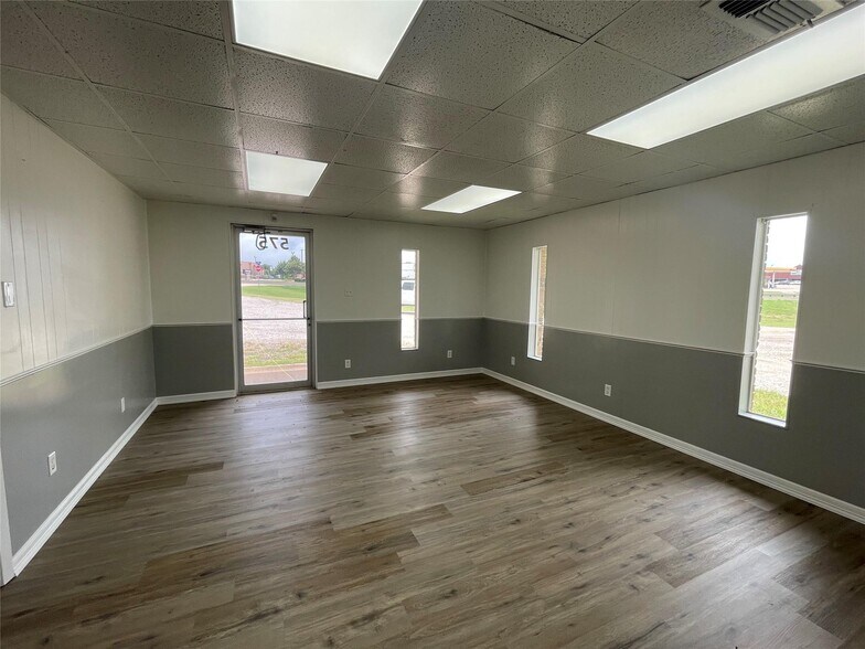 More Photos Of , Midlothian Industrial For Sale