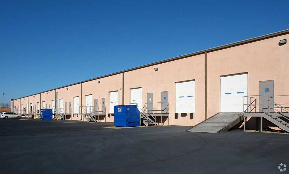 More Photos Of 256 Raceway Dr, Mooresville Light Distribution For Lease