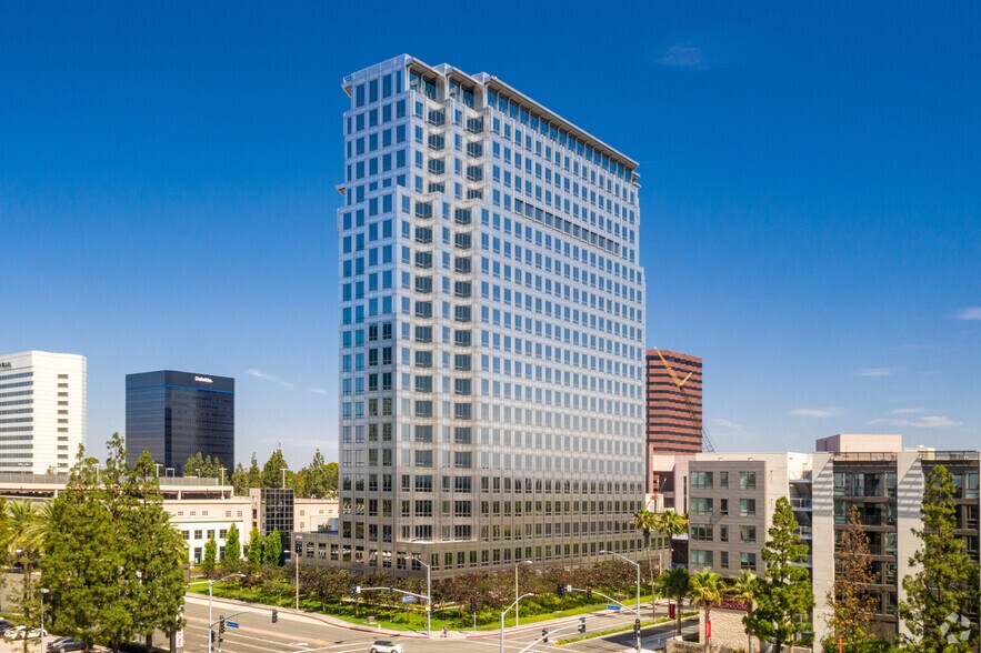 More Photos Of 650 Town Center Dr, Costa Mesa Unknown For Lease