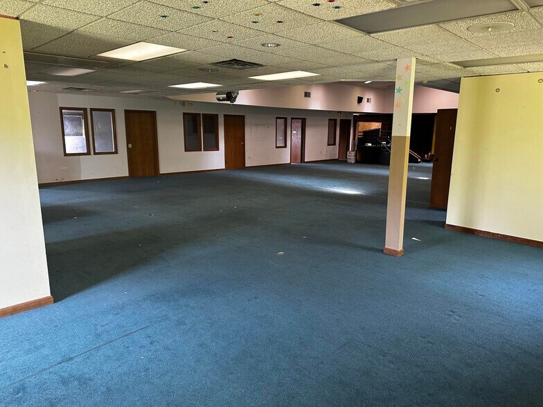 More Photos Of 3375 Merriam St, Muskegon Office For Lease