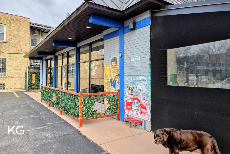 More Photos Of 3734 W Irving Park Rd, Chicago Restaurant For Lease