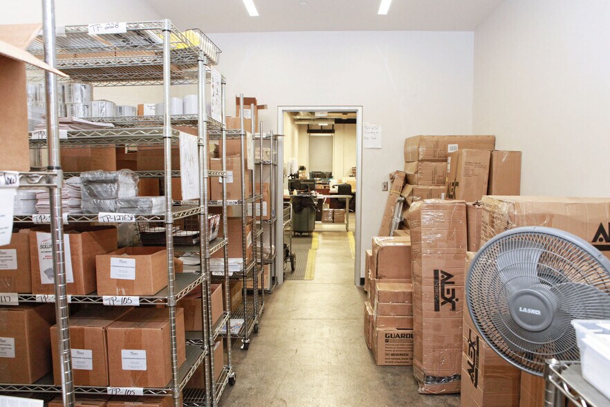 More Photos Of 817 E 4th St, Tulsa Showroom For Sale