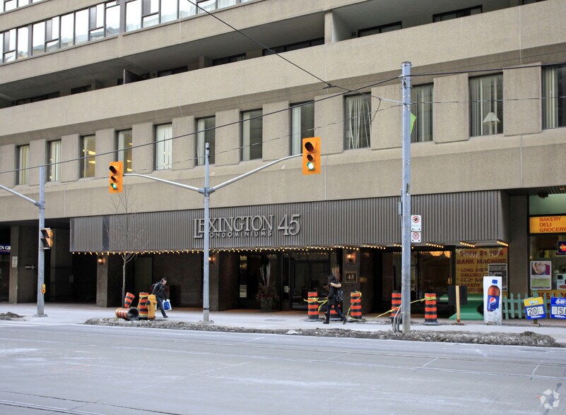 More Photos Of 45 Carlton St, Toronto Multifamily For Sale