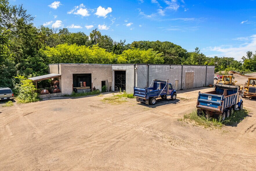 More Photos Of 8303 216th St N, Forest Lake Warehouse For Sale
