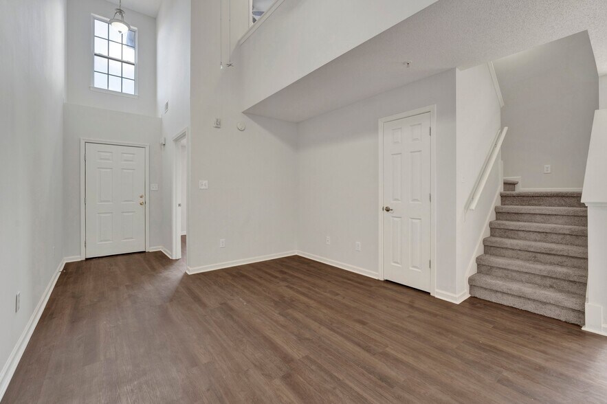 More Photos Of , Southaven Multifamily For Sale