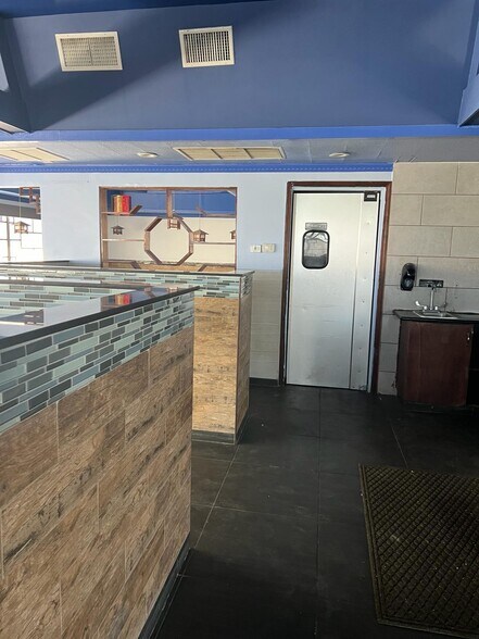 More Photos Of 3922 Del Prado Blvd S, Cape Coral Restaurant For Lease