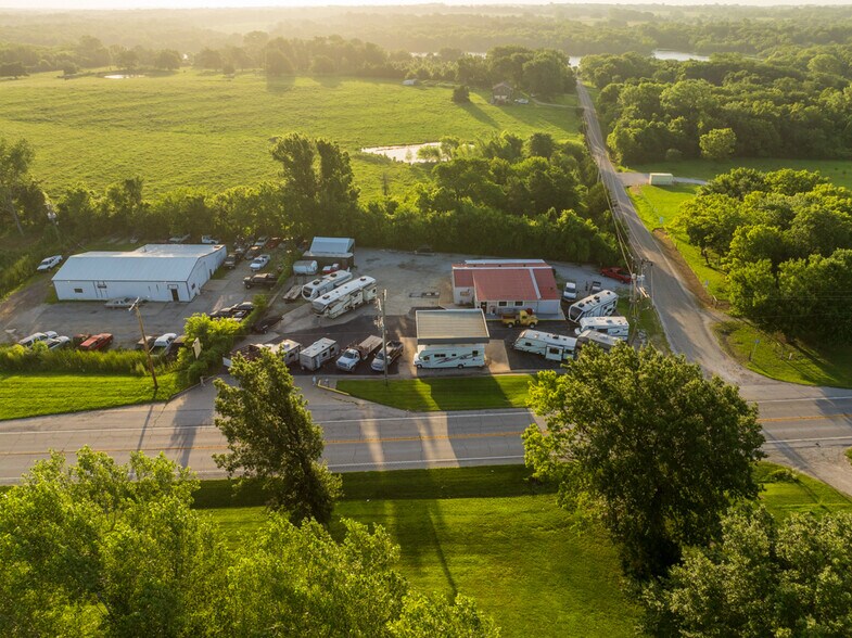 More Photos Of 23621 S State Route 291, Harrisonville Industrial For Sale