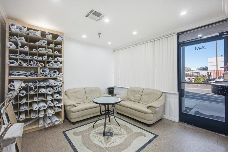 More Photos Of 543 Birch St, Lake Elsinore Warehouse For Sale