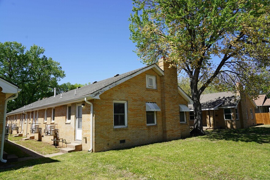 More Photos Of 1645 S Hydraulic St, Wichita Apartments For Sale